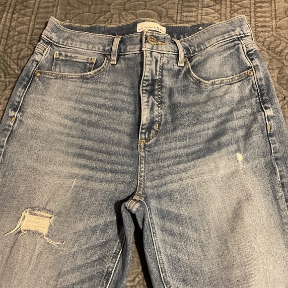 LOFT High Waisted Crop Straight Leg Jean. Size 4/27 - Picture 3 of 8